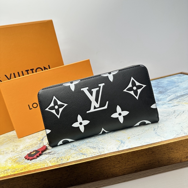 LVコピーウォレット正面デザイン